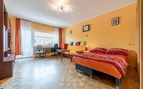 Id 4576 - Private Apartment